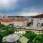 Apartments Villa Luce